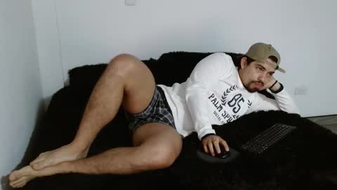 Ian Davis online show from November 3, 1:34 pm