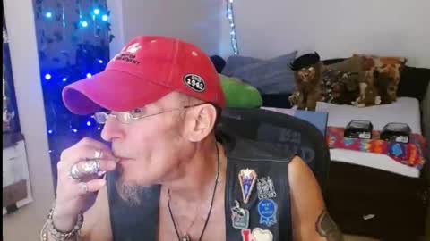 PMS online show from February 24, 8:38 am