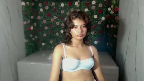 ice_199 online show from November 6, 2:14 am