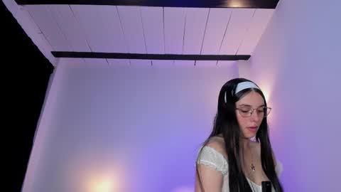 ice online show from February 23, 8:27 am