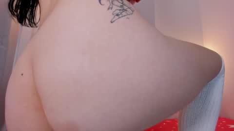 ice online show from February 26, 4:27 pm