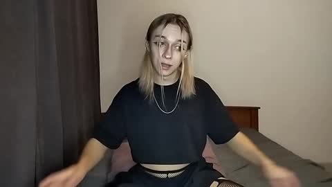 Jade online show from November 22, 3:21 pm