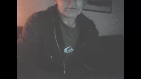 icemandude online show from November 9, 8:44 pm