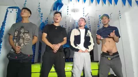 THOMAS AND DAMIAND online show from February 23, 12:59 pm