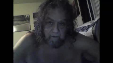 Snapshot of icu2try2xs2 chatting on February 13, 2:09 pm icu2try2xs2 online show from February 13, 2:09 pm