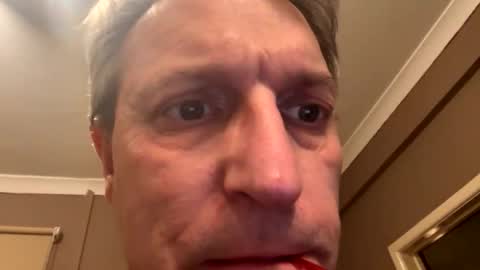 icums4u online show from November 26, 7:43 pm