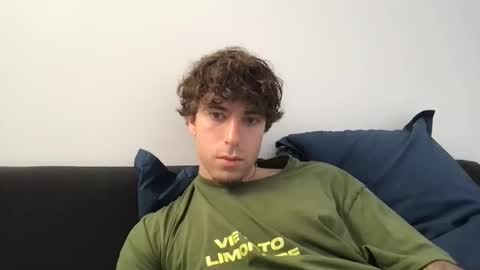 icyninesix online show from December 3, 8:48 am