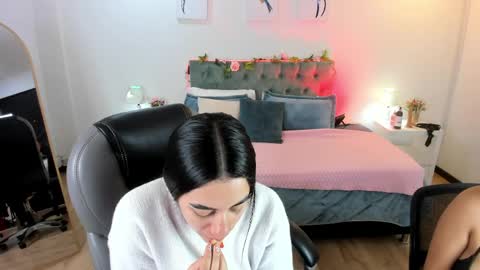 Icy online show from June 3, 11:57 am