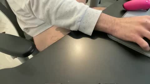 JOHAN1 online show from April 7, 9:55 am