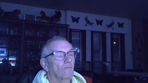 ikwiljeneuken123 online show from February 24, 4:48 am