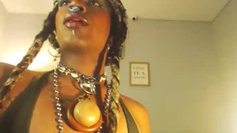 ile_matamba online show from October 31, 4:07 pm