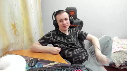 iliaskris online show from November 7, 12:29 pm