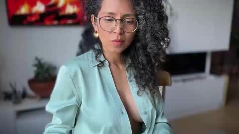 Kloe online show from March 20, 6:13 pm