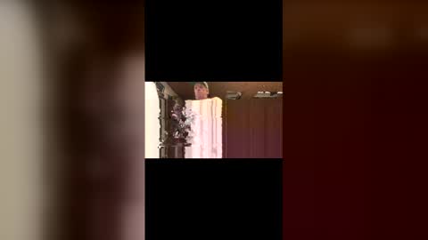 ilovetoshowoffagain online show from April 4, 5:25 am