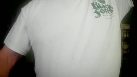 ilundercover2 online show from April 1, 10:49 am