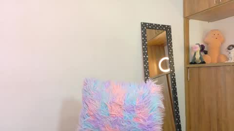 im_anna_ online show from November 23, 4:05 pm