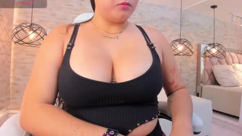 im mou  online show from March 4, 12:44 pm