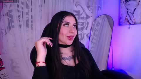 Jade Rosse online show from June 2, 7:49 pm