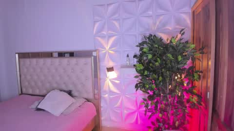 im_sebaslopez online show from September 25, 4:19 am