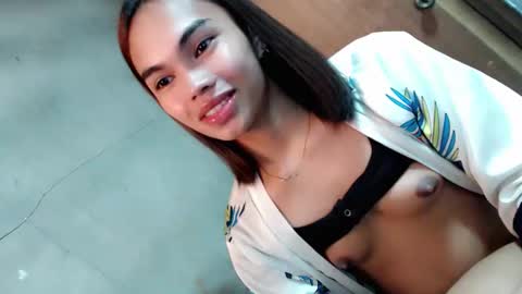 Lolly online show from March 3, 8:05 pm