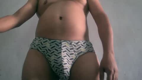 imanimal online show from December 12, 9:30 am