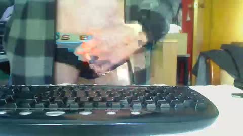 Snapshot of imaussiechris chatting on October 31, 11:16 pm Aussie Guy online show from October 31, 11:16 pm