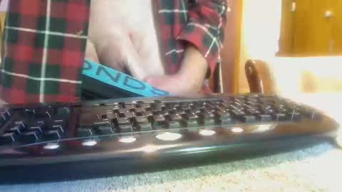 Snapshot of imaussiechris chatting on February 19, 11:14 pm Aussie Guy online show from February 19, 11:14 pm