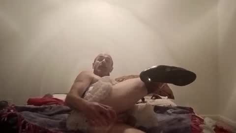 imdown2party online show from April 25, 6:26 am