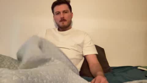 imnotall online show from February 17, 9:54 pm