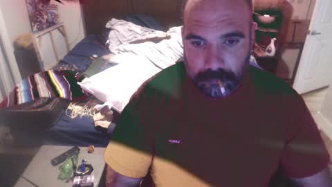 I use to be imeverythingandnothing online show from April 2, 8:43 am