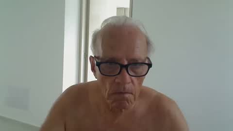 Snapshot of incendiado chatting on October 16, 5:34 pm incendiado online show from October 16, 5:34 pm