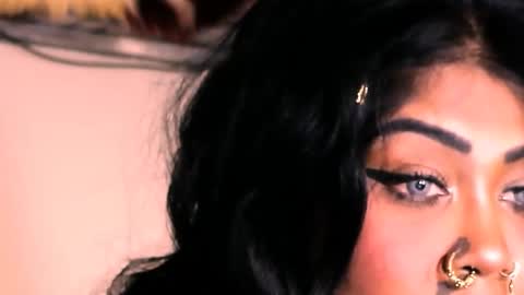 Snapshot of indian_dreamgirl chatting on September 22, 1:48 pm Bella Ambrosia online show from September 22, 1:48 pm
