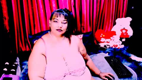 indian_rubyxx online show from September 28, 7:23 pm