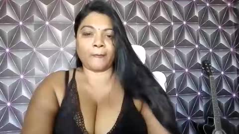 indiandelia online show from May 26, 9:04 am