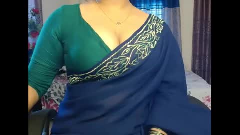 Snapshot of indiantina chatting on October 28, 8:26 am tina online show from October 28, 8:26 am