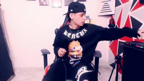 matias online show from November 30, 10:06 pm