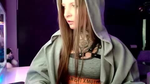 InesDesire online show from February 16, 8:10 am