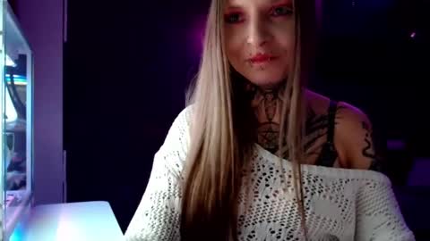 InesDesire online show from February 13, 7:10 pm