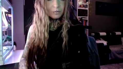 InesDesire online show from February 24, 7:22 am