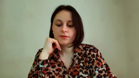 Inessa online show from April 14, 10:40 am