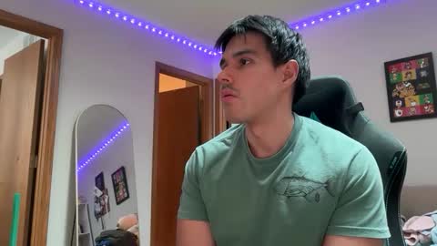 Lucas online show from January 18, 7:34 pm