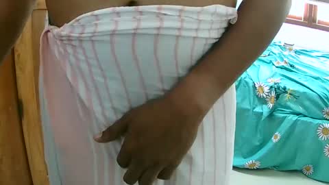 Inglorious Hairy Uncut online show from January 31, 8:43 am