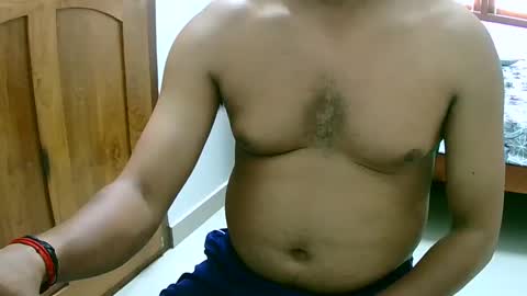 Inglorious Hairy Uncut online show from February 17, 10:29 am