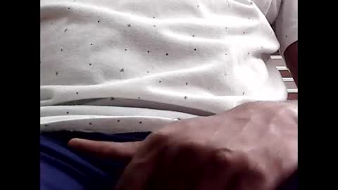 Inglorious Hairy Uncut online show from October 2, 3:00 pm