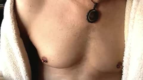 inhalation_exhalation online show from January 18, 5:22 pm