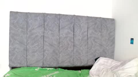 lyan onlyfans n linda online show from November 5, 7:49 pm