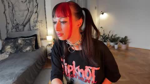 Xenia online show from October 15, 1:56 pm