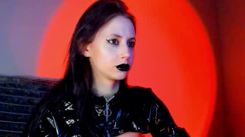 Venera  online show from February 6, 4:10 pm