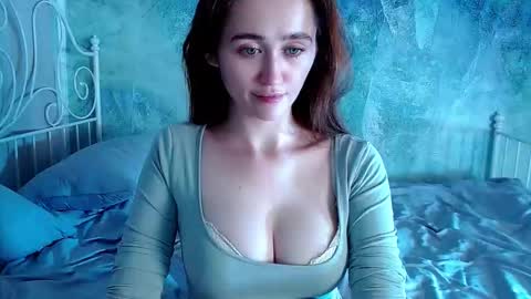 Lina online show from November 15, 2:40 pm