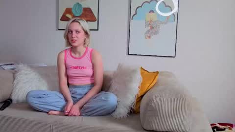 Kate online show from February 20, 6:26 am